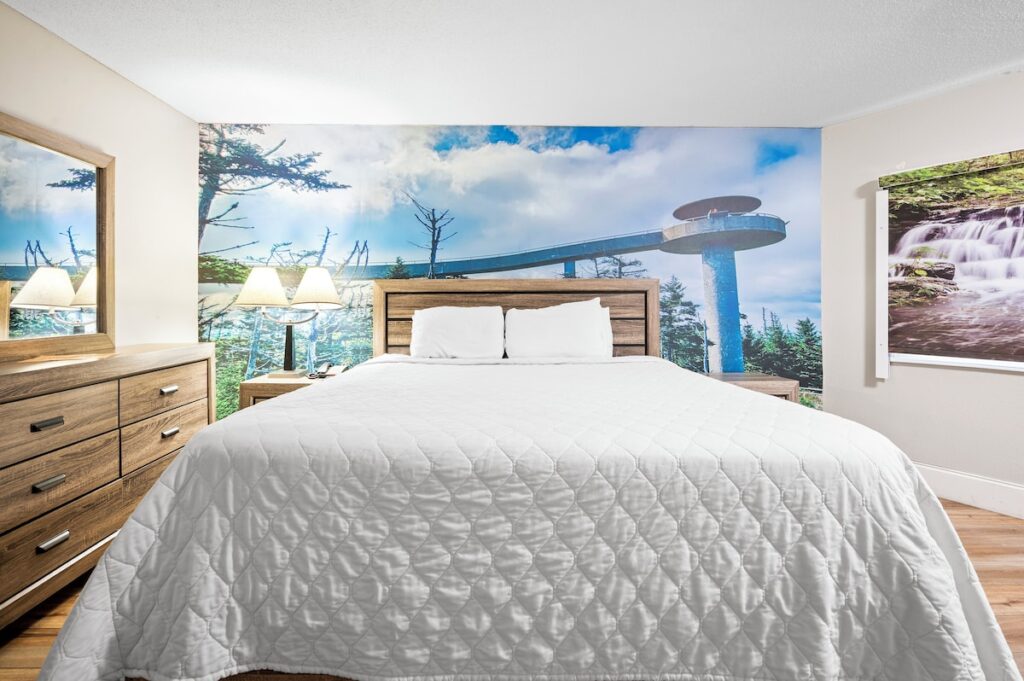 Country Town N' Suites - Image 3