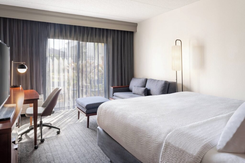 Courtyard Tampa Westshore/Airport - Image 6