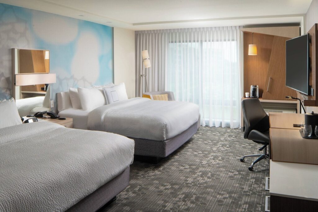 Courtyard by Marriott Lafayette South - Image 5
