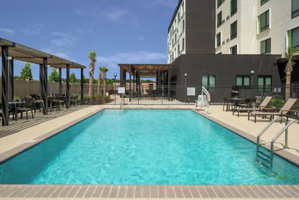 Courtyard by Marriott Lafayette South - Image 3