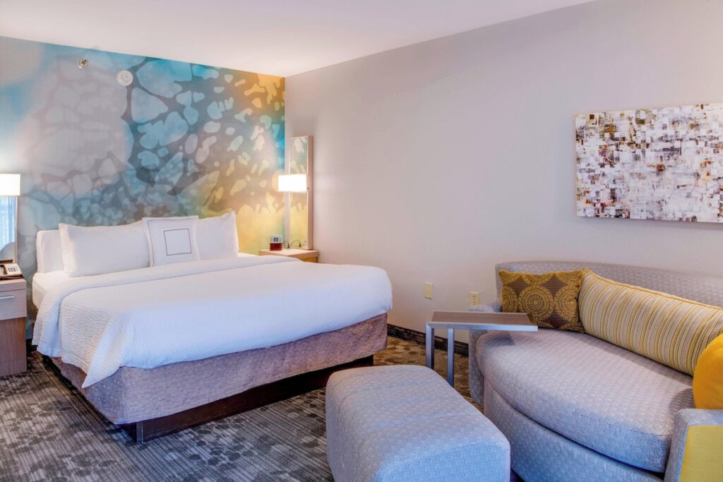 Courtyard by Marriott Ocala - Image 6