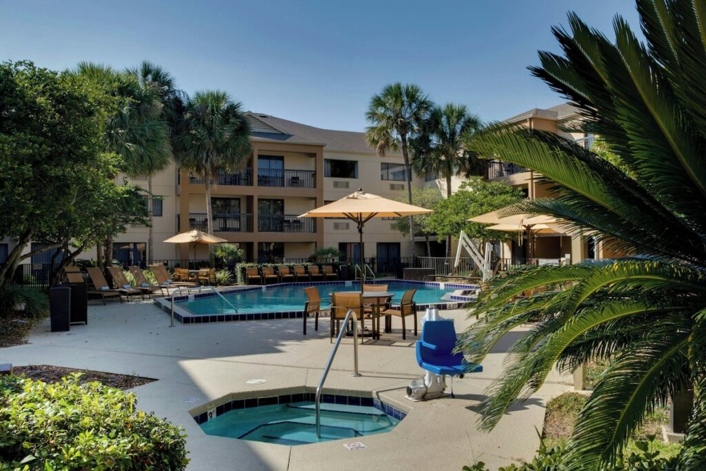 Courtyard by Marriott Ocala - Image 4