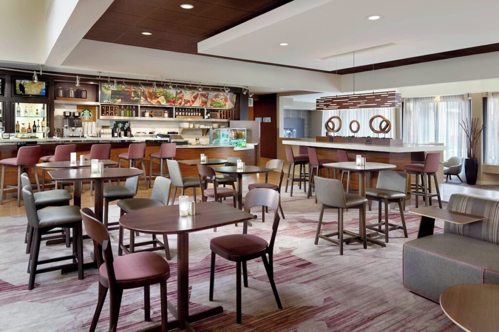 Courtyard by Marriott Raleigh Midtown - Image 4