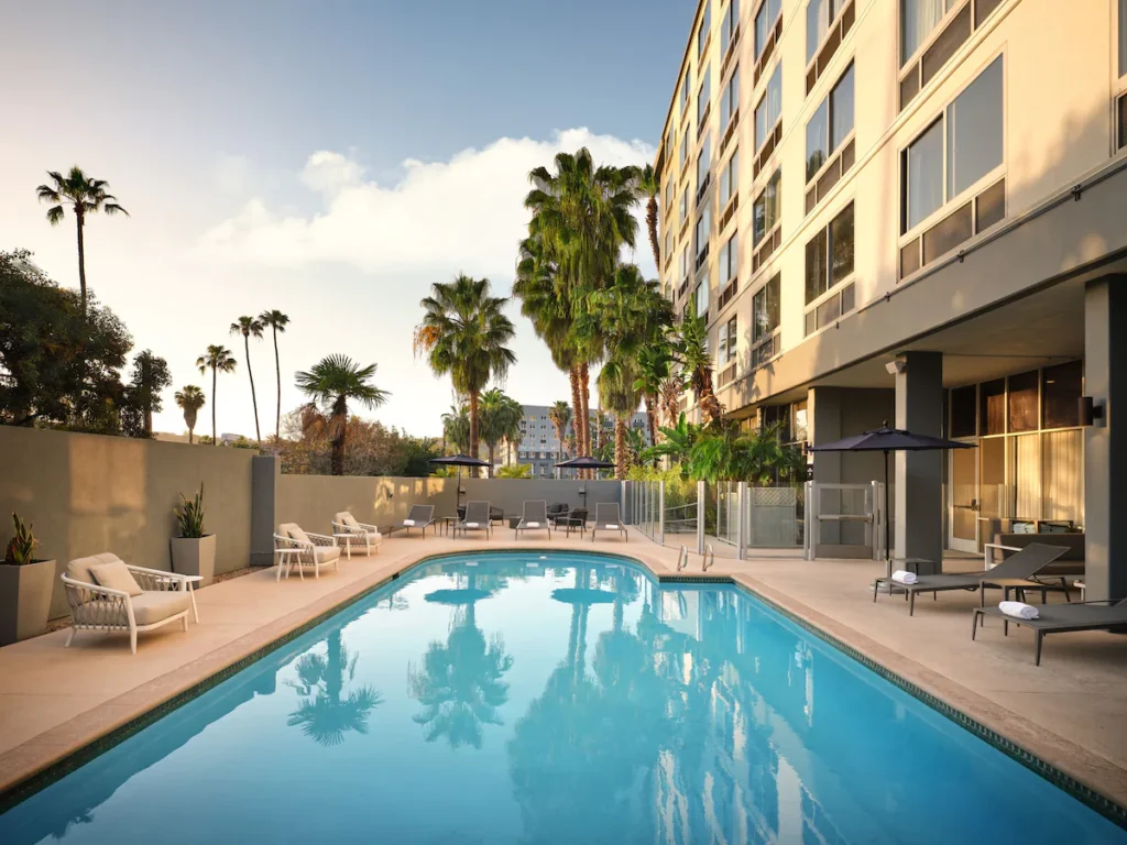 Courtyard by Marriott San Diego Mission Valley/Hotel Circle - Image 3