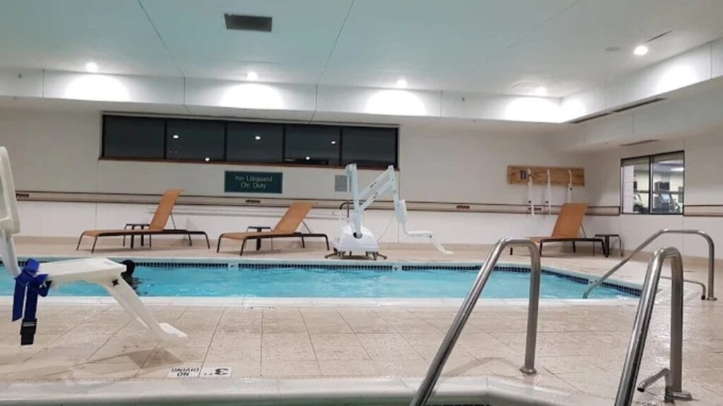 Courtyard by Marriott St. Louis Downtown West - Image 3