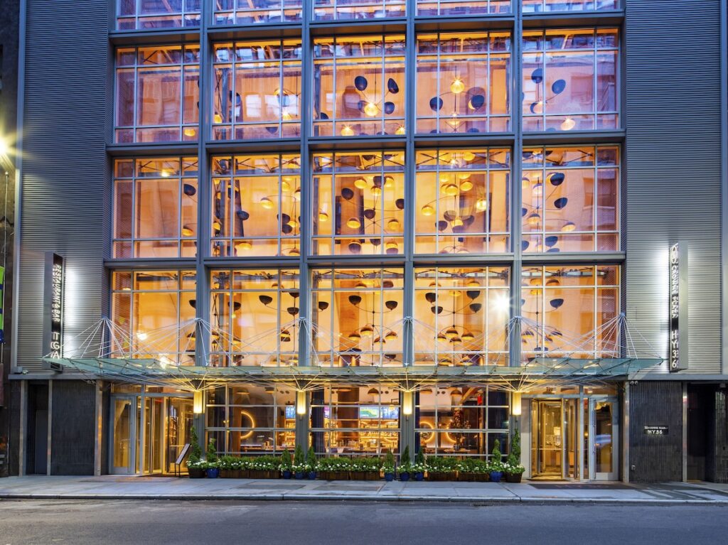 Crowne Plaza HY36 Midtown Manhattan by IHG