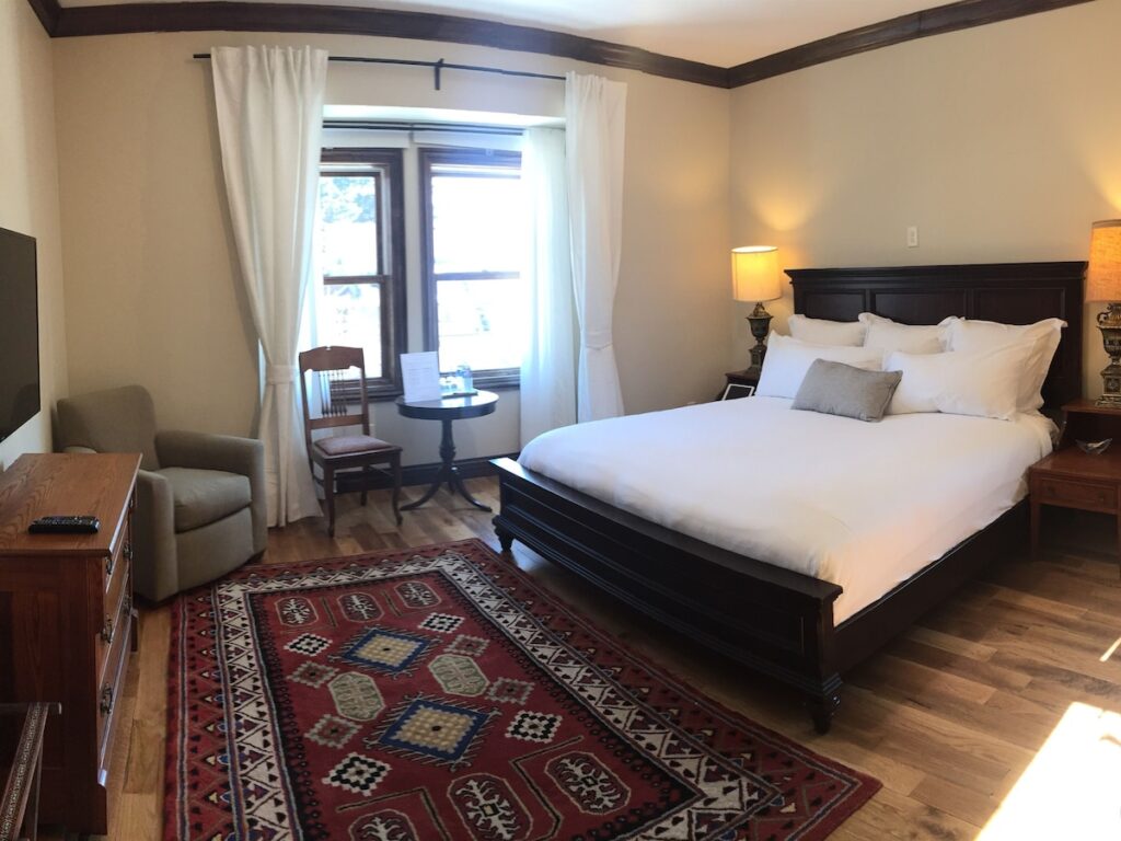 Dartmouth House - Image 2