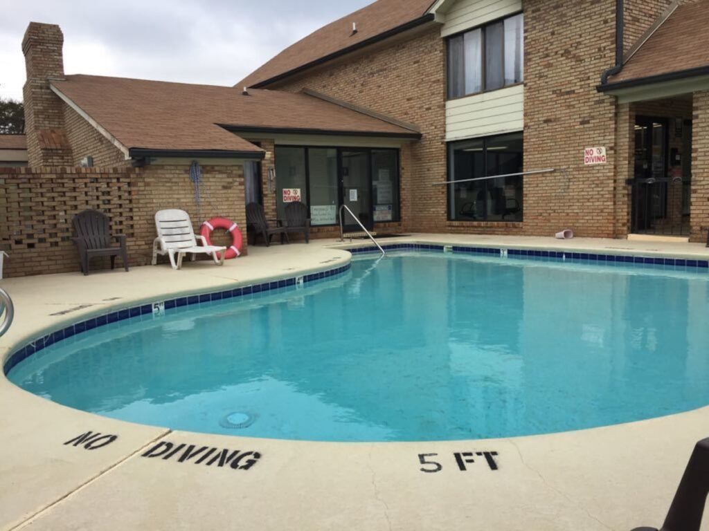 Days Inn by Wyndham King-Winston Salem Area - Image 4