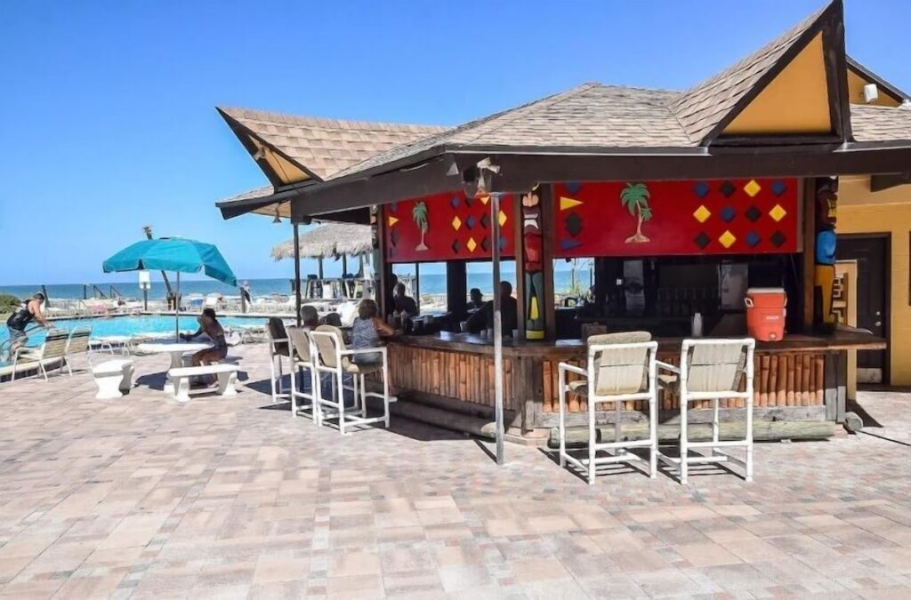 Daytona Beach Hawaiian Inn - Image 4