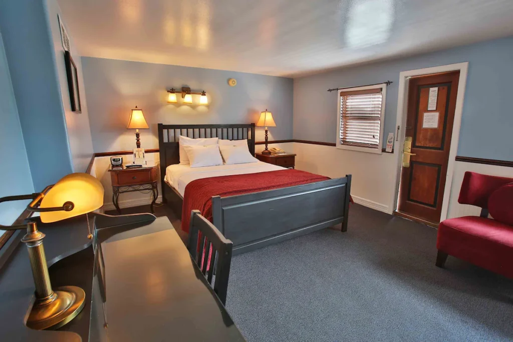 Delta King Hotel - Image 3