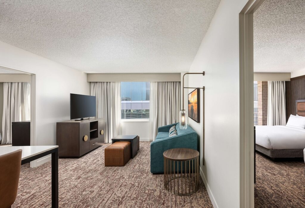 DoubleTree Suites by Hilton Austin Downtown Capitol - Image 6