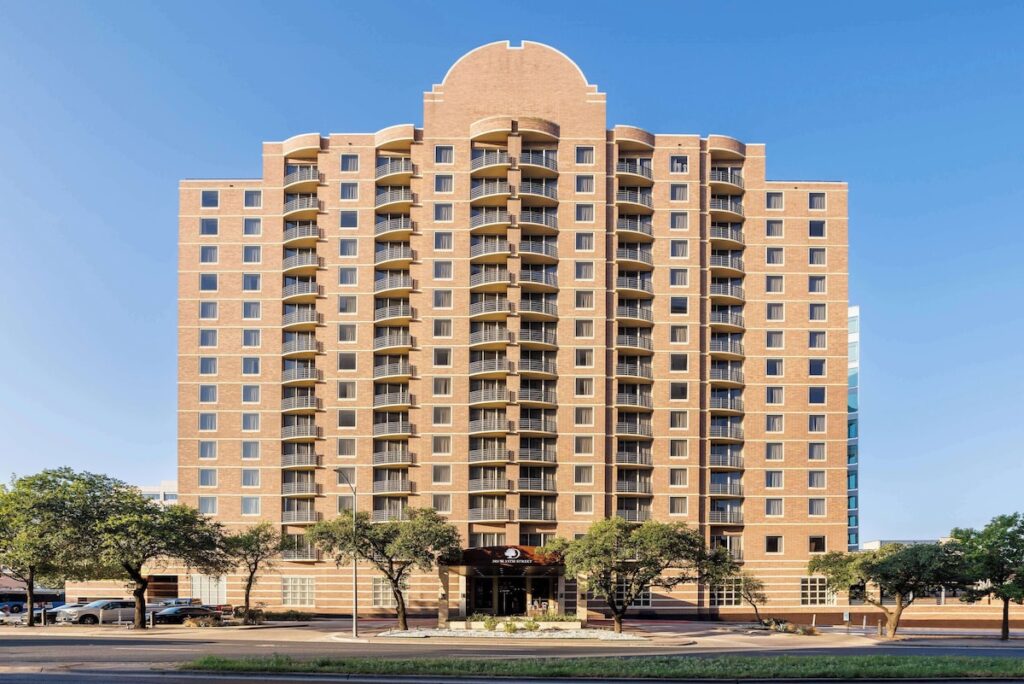 DoubleTree Suites by Hilton Austin Downtown Capitol
