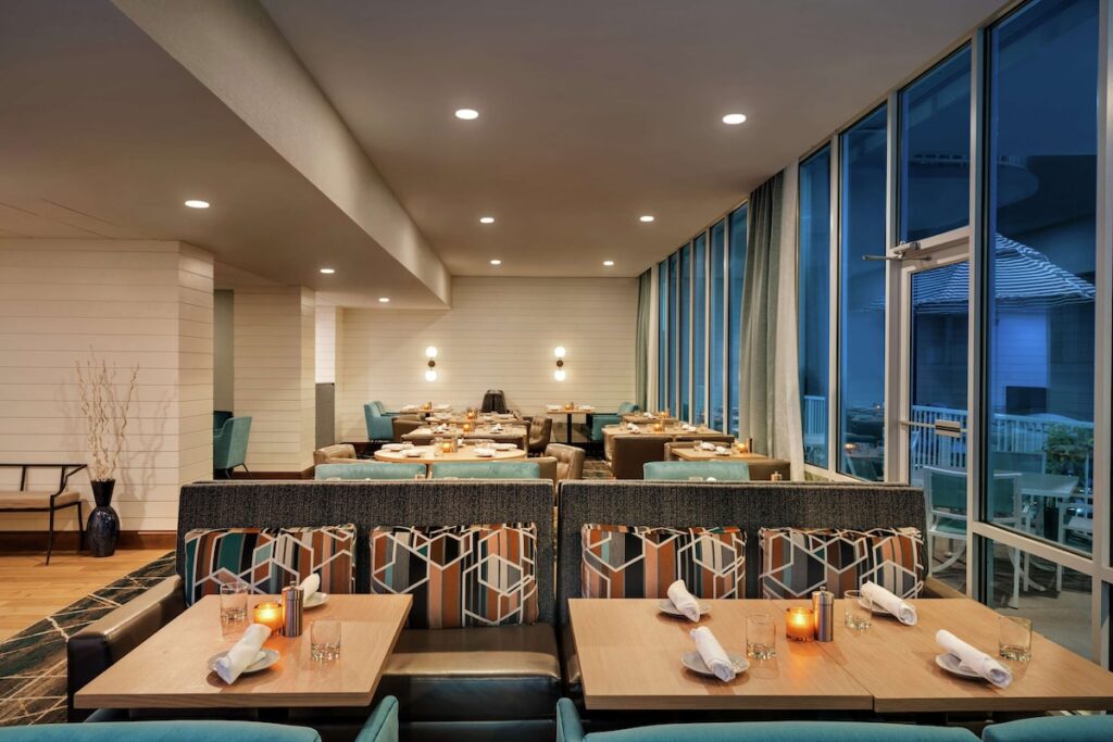 DoubleTree by Hilton Ocean City Oceanfront - Image 4