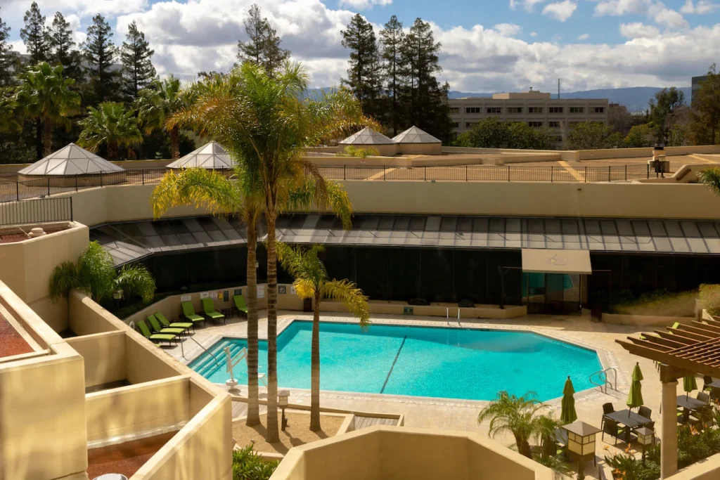 DoubleTree by Hilton San Jose - Image 2