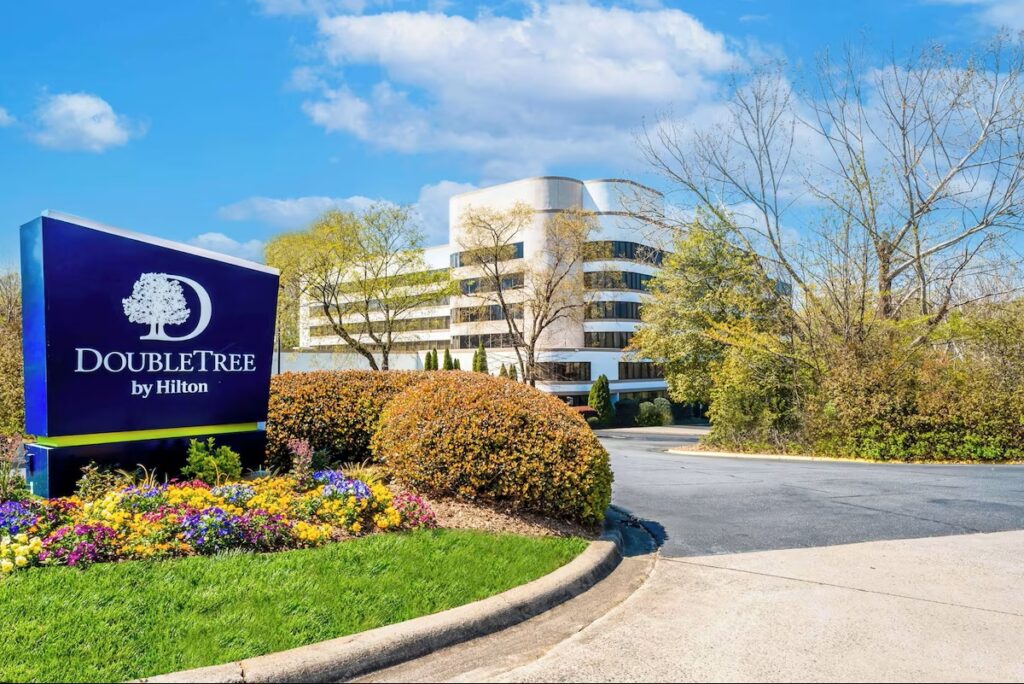 DoubleTree by Hilton South Charlotte Tyvola