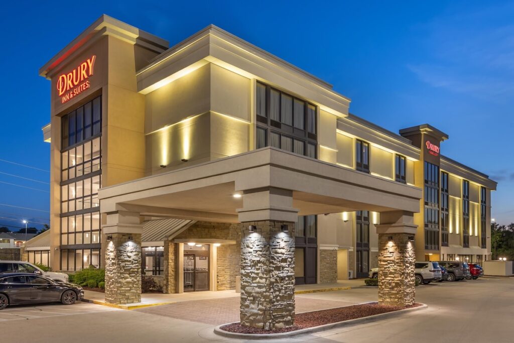 Drury Inn & Suites Springfield MO - Image 1