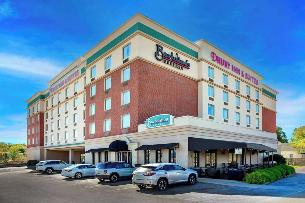 Drury Inn & Suites St. Louis Forest Park - Image 2