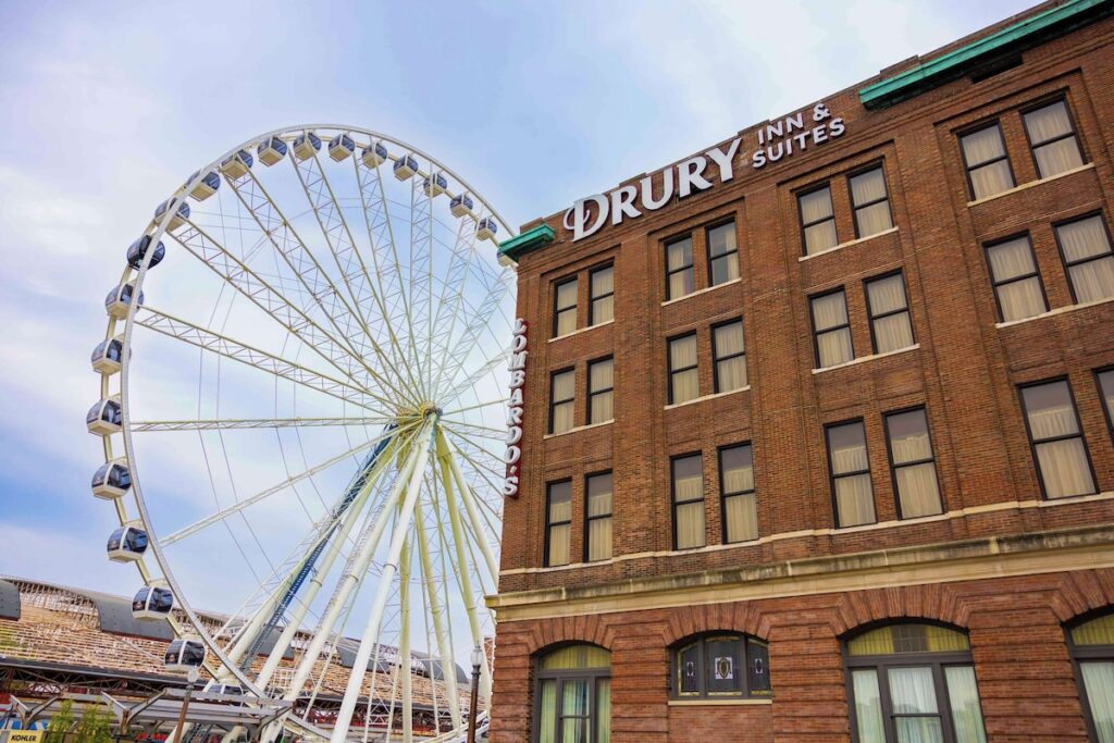 Drury Inn and Suites St Louis Union Station - Image 1