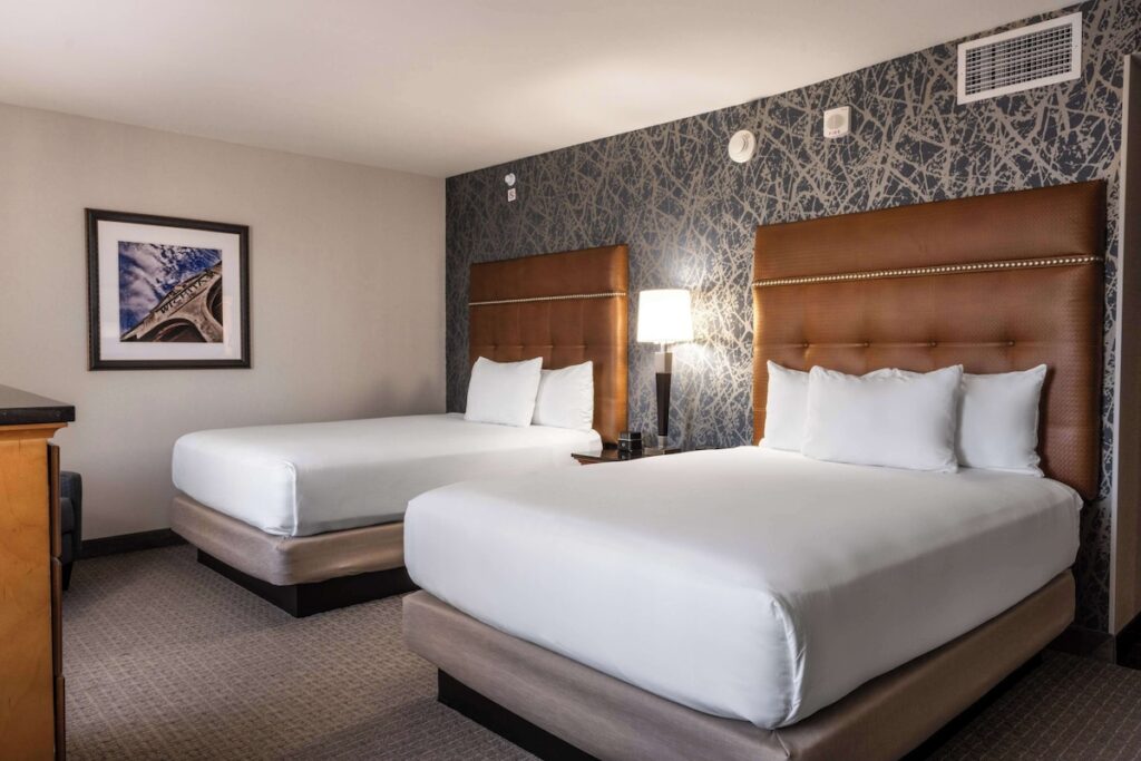 Drury Plaza Hotel Broadview Wichita - Image 3