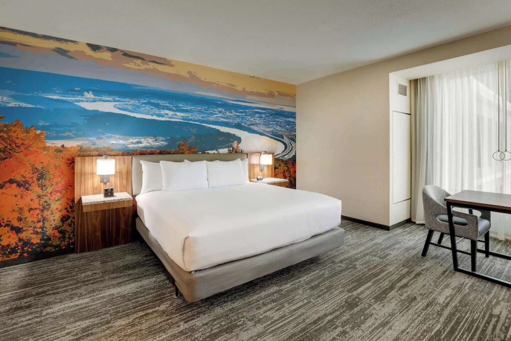 Drury Plaza Hotel Chattanooga Hamilton Place - Image 2