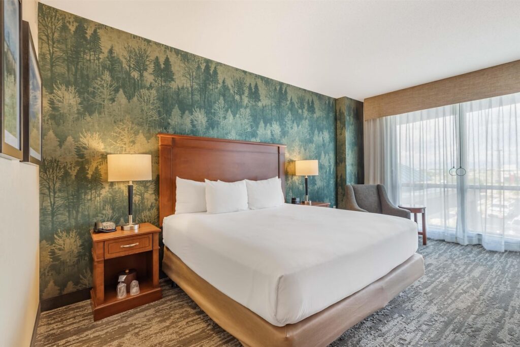 Drury Plaza Hotel Denver Central Park - Image 2