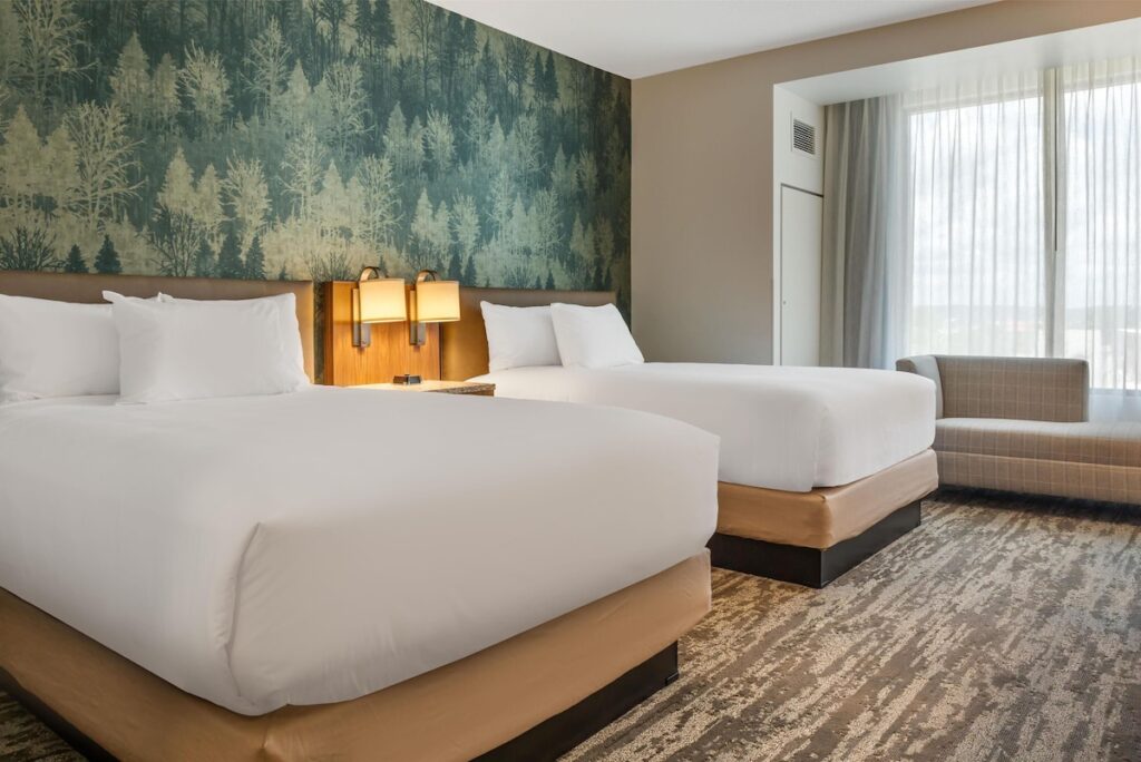 Drury Plaza Hotel Pigeon Forge - Image 3