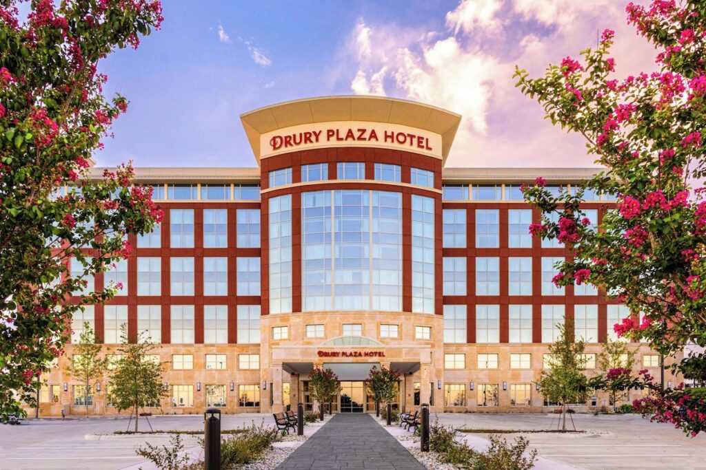 Drury Plaza Hotel Dallas Arlington