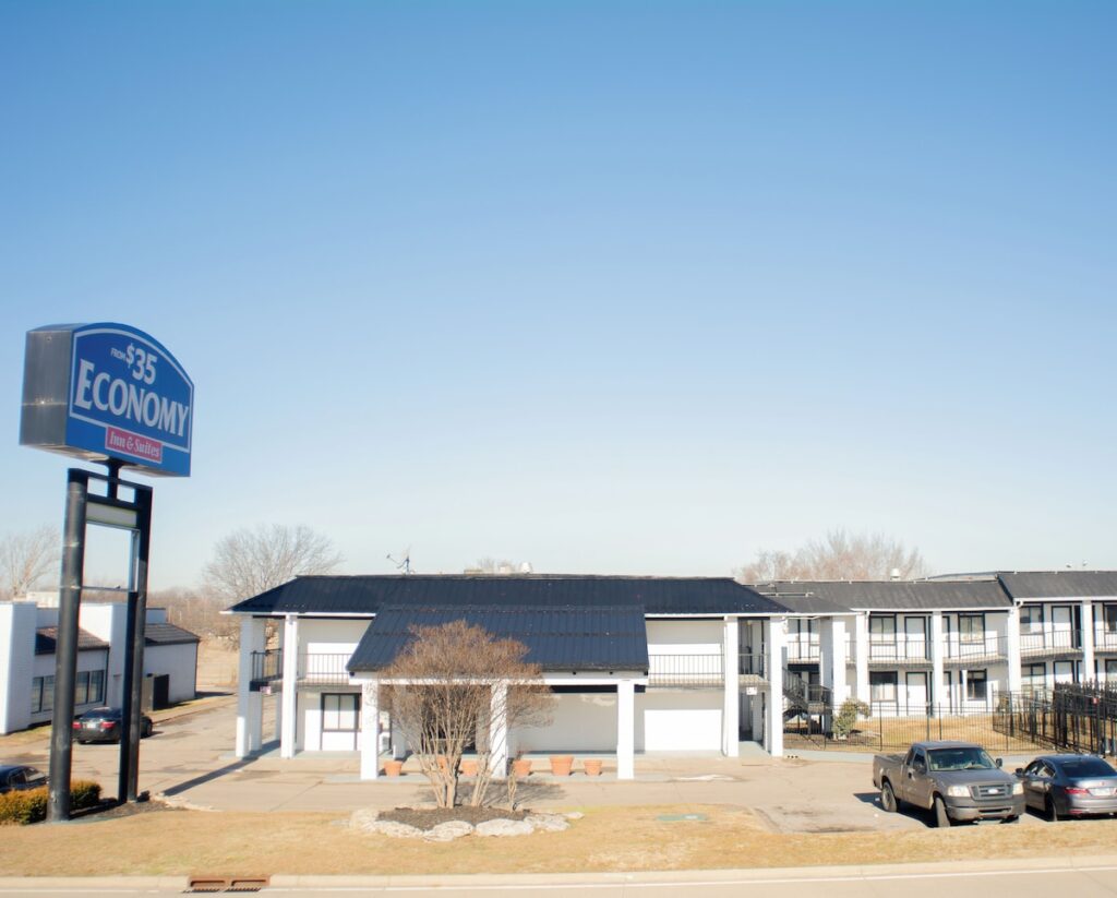 ECONOMY INN AND SUITES