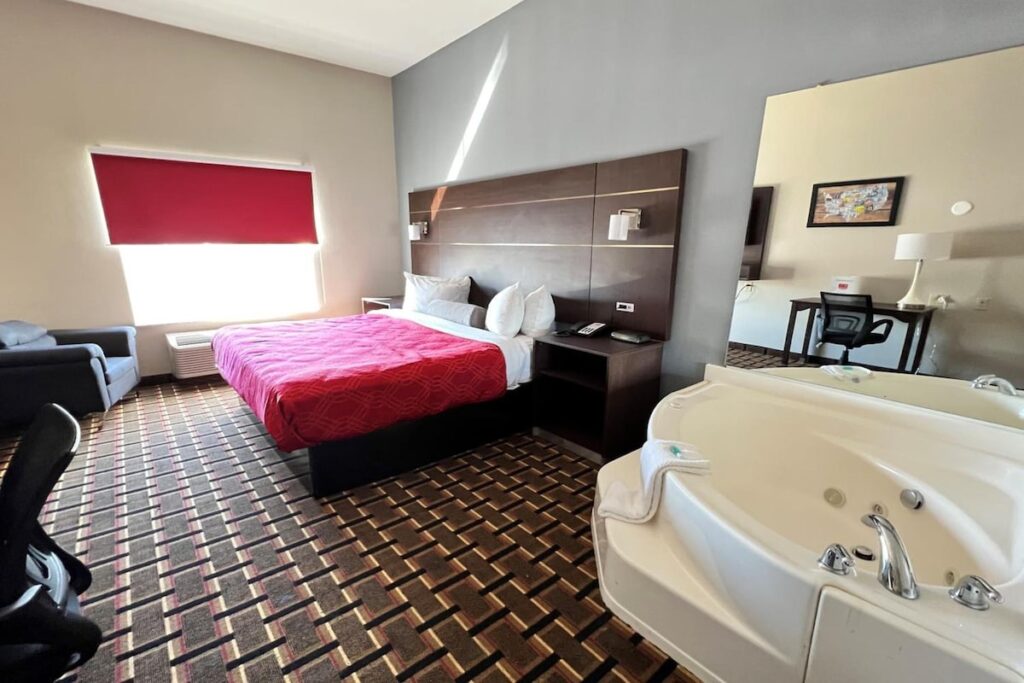 Econo Lodge Augusta West near Fort Eisenhower - Image 4