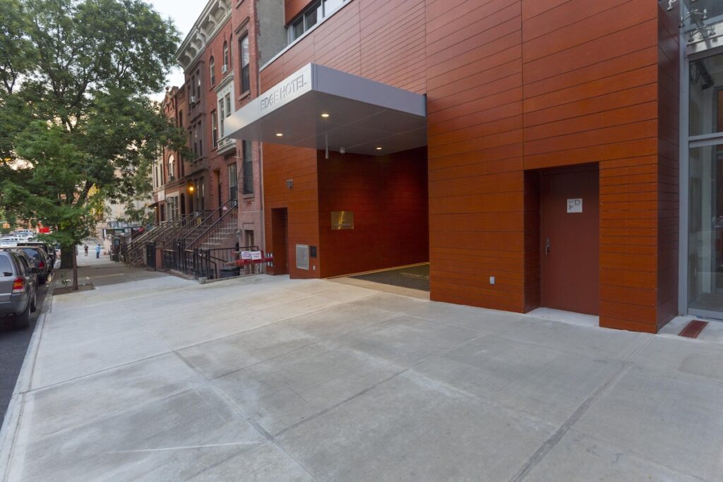 Edge Hotel Washington Heights