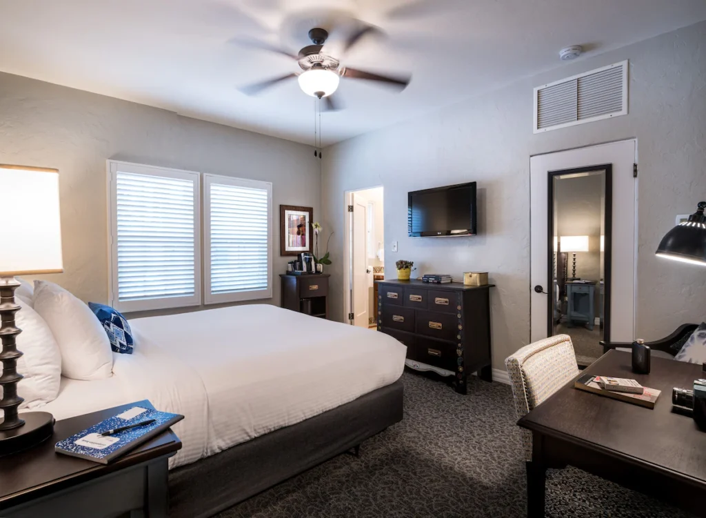 El Cordova - Image 2