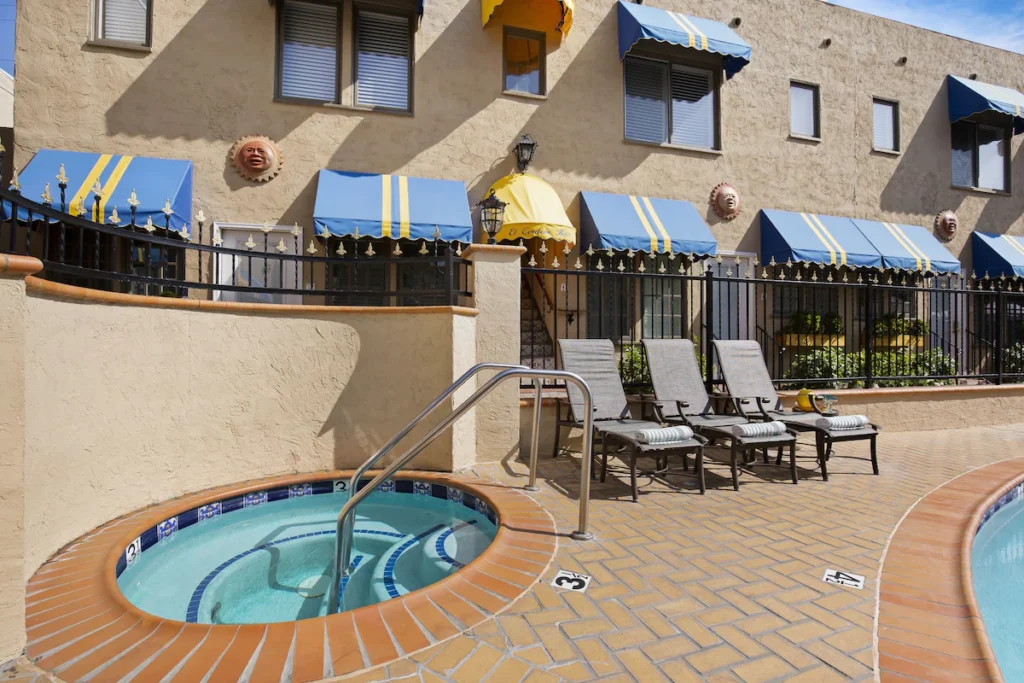 El Cordova - Image 5