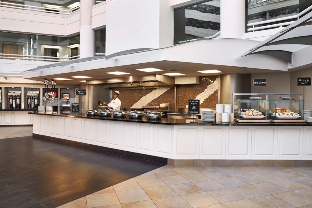 Embassy Suites by Hilton Washington DC Chevy Chase Pavilion - Image 4