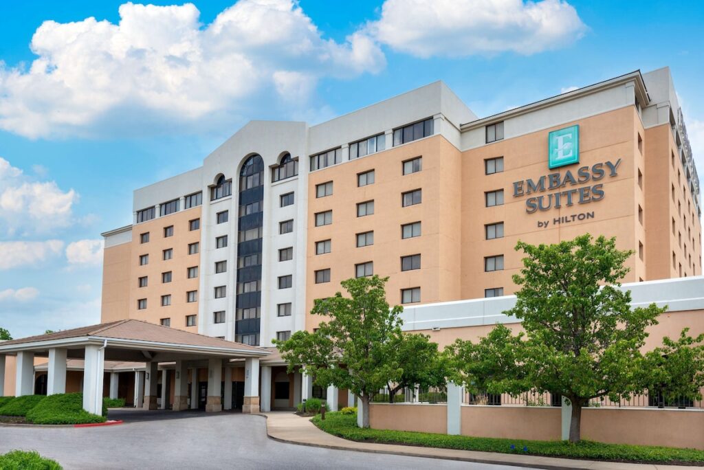 Embassy Suites by Hilton Kansas City International Airport