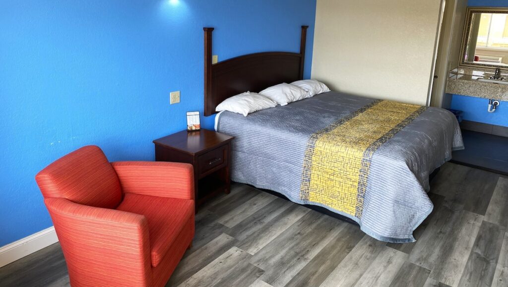 Express INN - Image 3