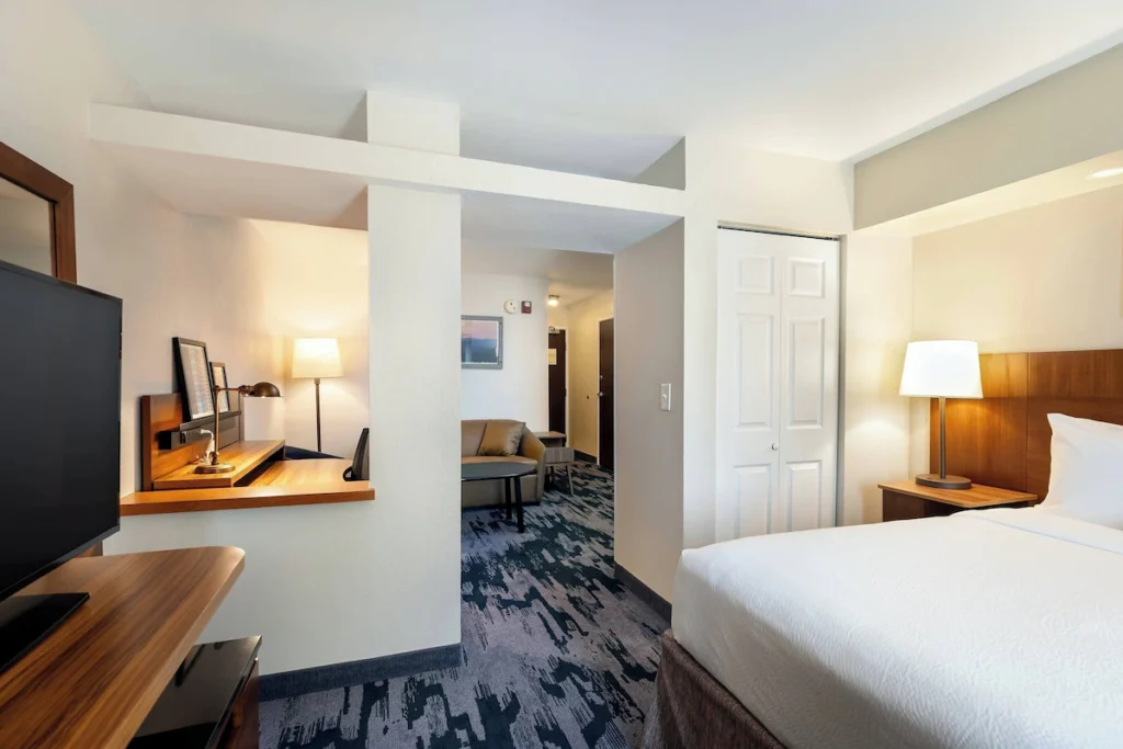 Fairfield Inn & Suites Savannah Airport - Image 4
