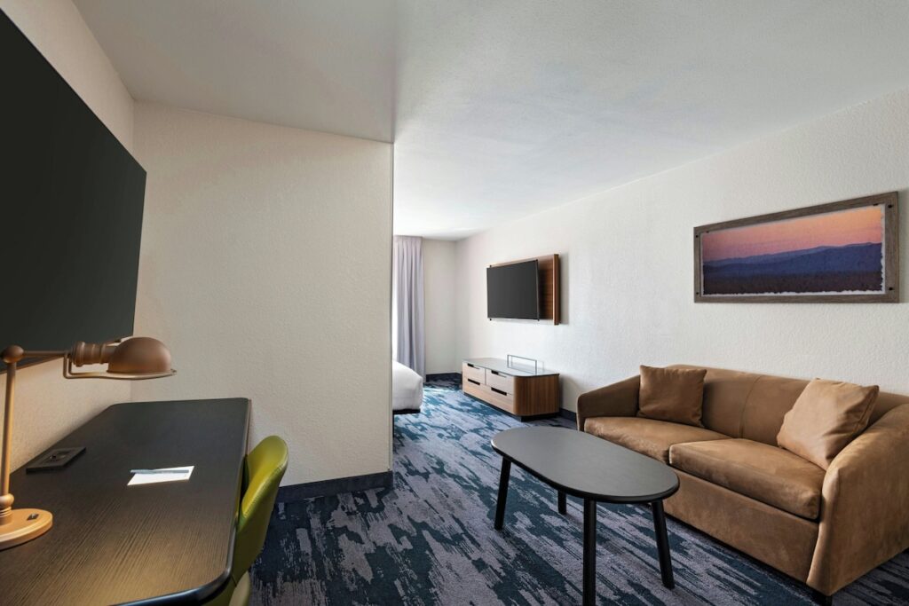 Fairfield Inn & Suites Austin University Area - Image 5