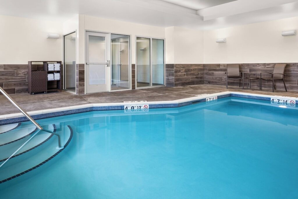 Fairfield Inn & Suites By Marriott Duluth Waterfront - Image 5