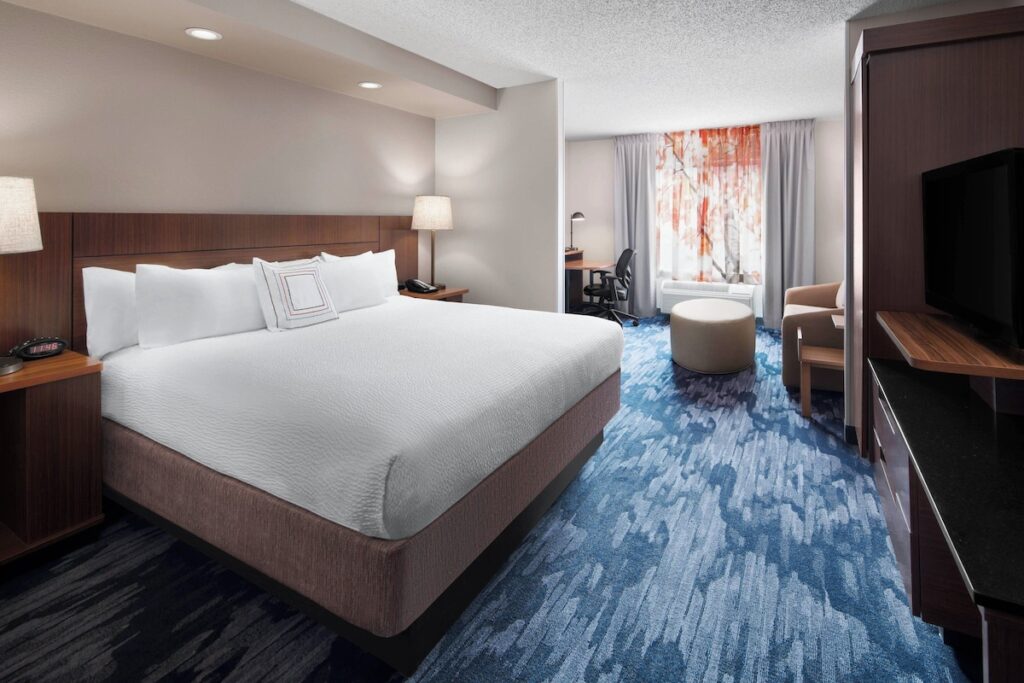 Fairfield Inn & Suites Denver Airport - Image 2