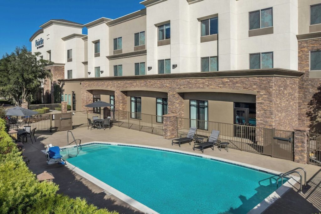 Fairfield Inn & Suites by Marriott Riverside Moreno Valley - Image 4