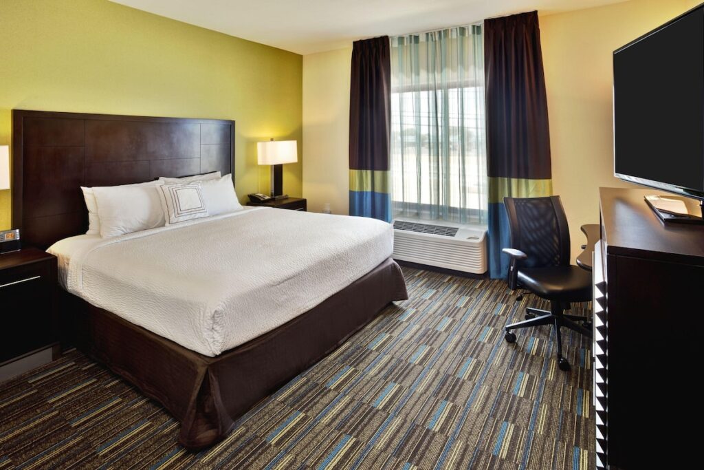 Fairfield Inn and Suites by Marriott Austin Northwest/Research Blvd - Image 5