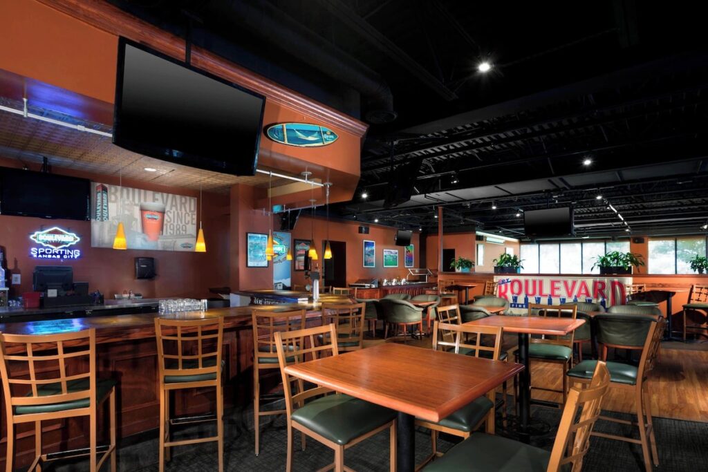 Four Points by Sheraton Kansas City Airport - Image 4