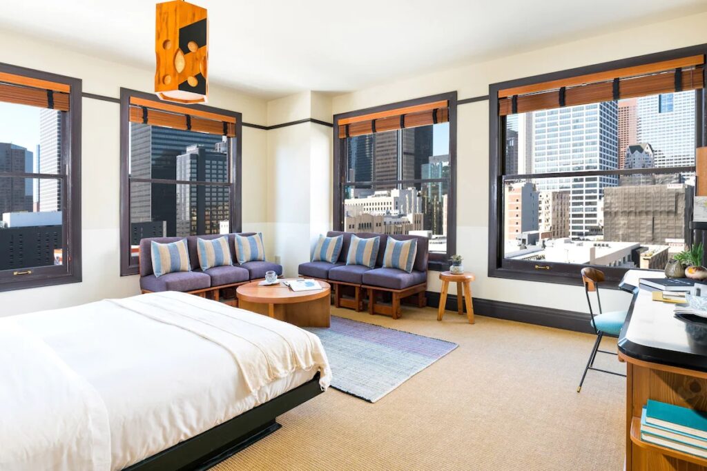 Freehand Los Angeles - Image 2