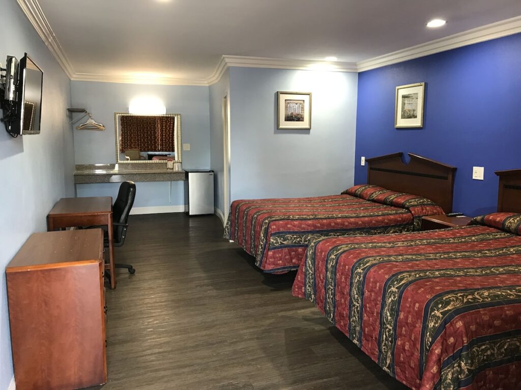 Fullerton Lodge - Image 3