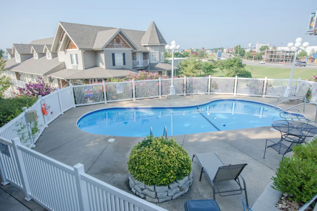 Gazebo Inn - Image 4