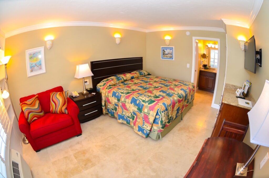 Gulfcoast Inn Naples - Image 2