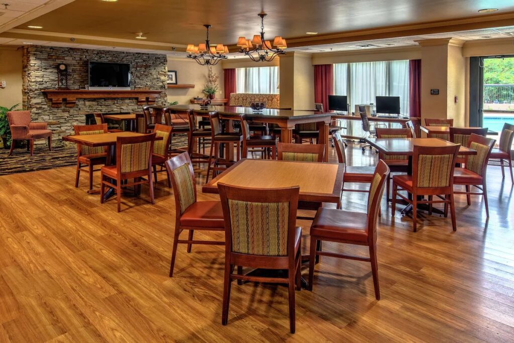 Hampton Inn Charlotte/Matthews - Image 5