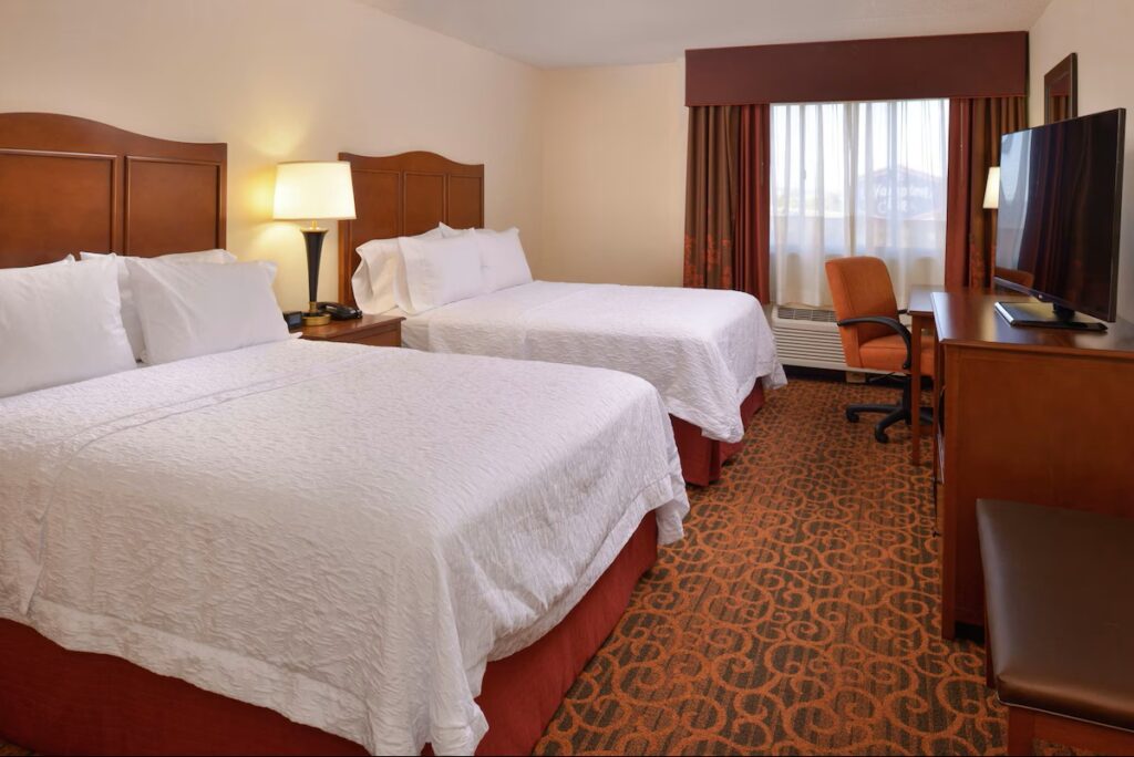 Hampton Inn Frederick - Image 3