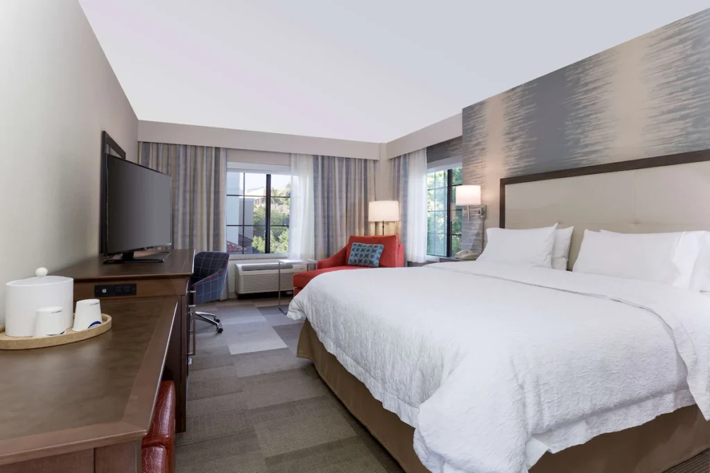 Hampton Inn Santa Barbara/Goleta - Image 4