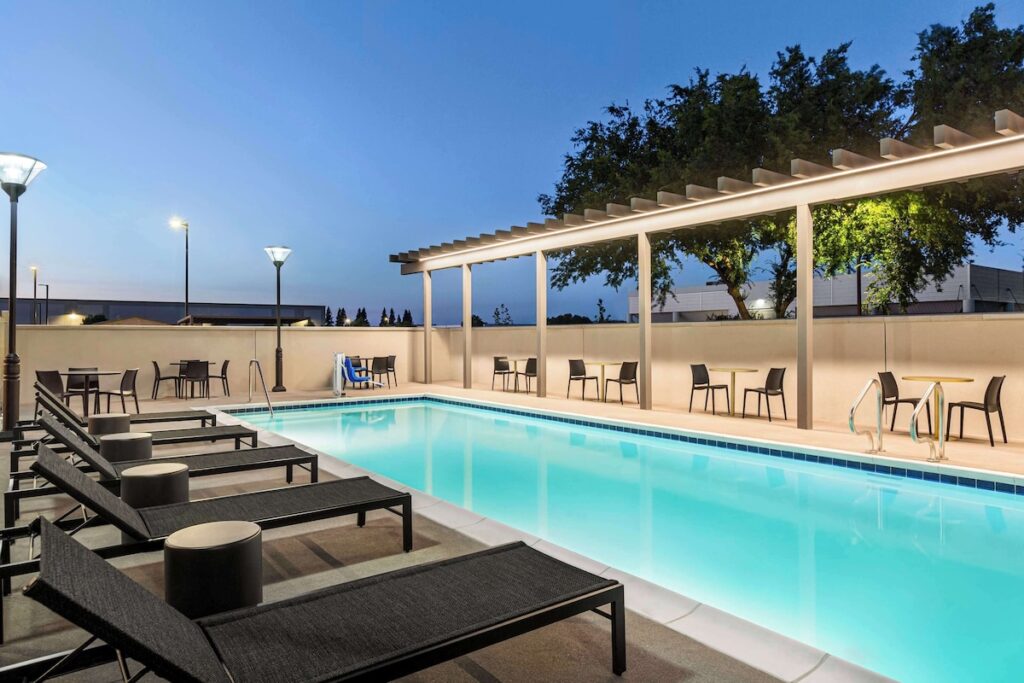 Hampton Inn Stockton, Ca - Image 3